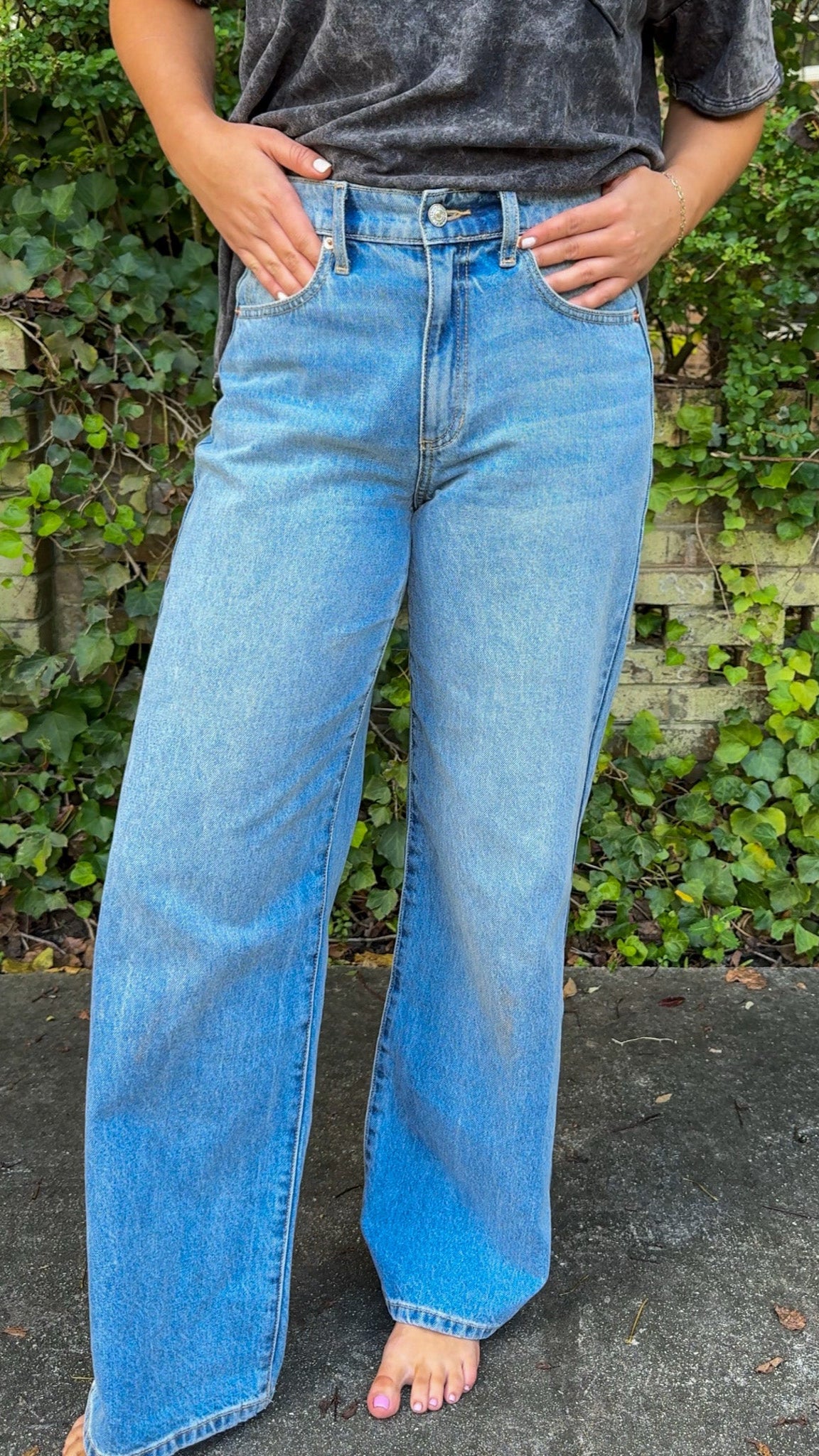 blue jeans classic high waisted wide leg