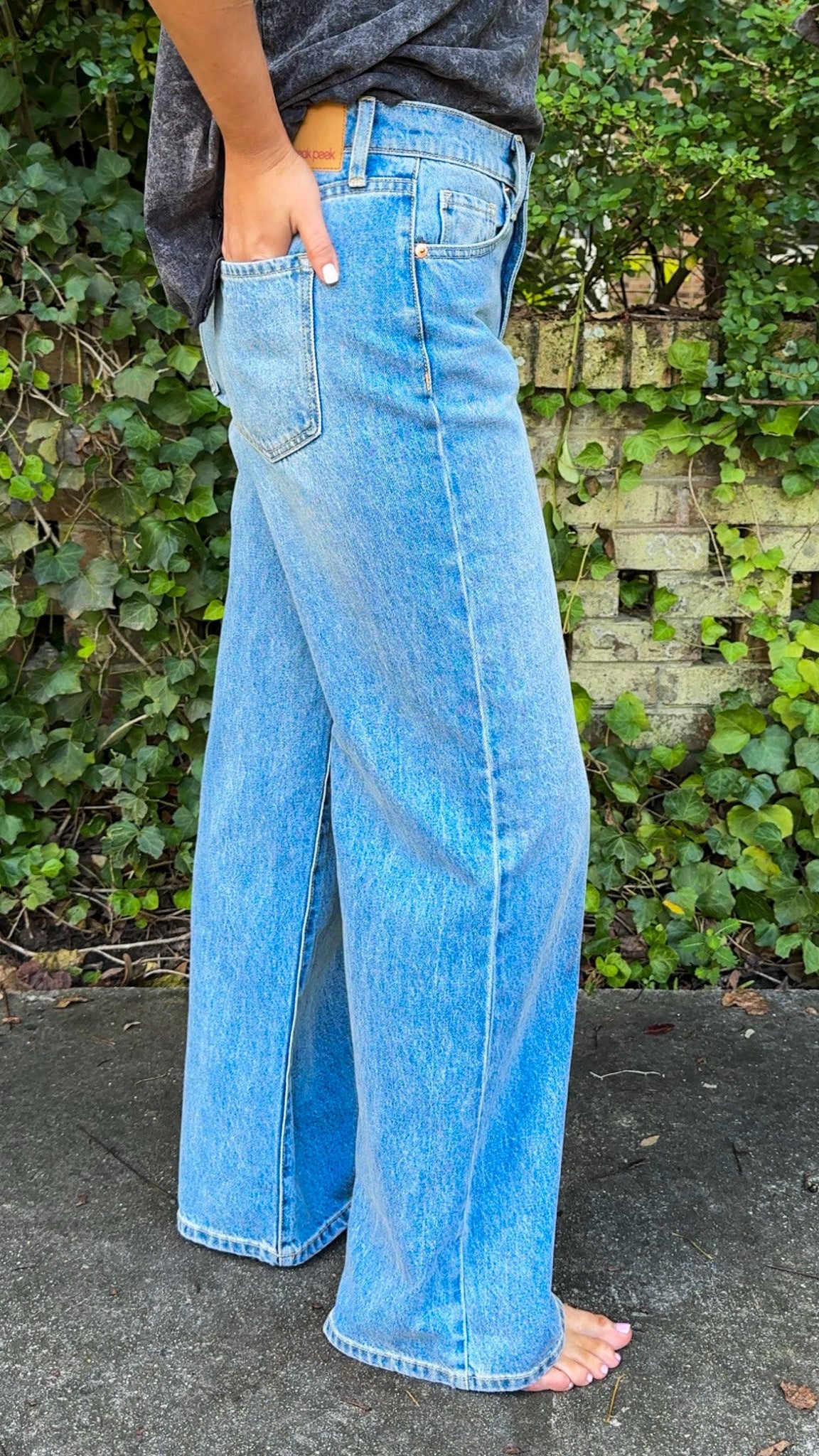 classic high waisted wide leg denim jeans